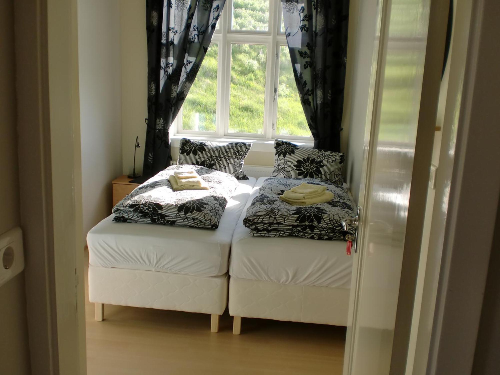 Guesthouse Tilraun Blonduos Habitación foto