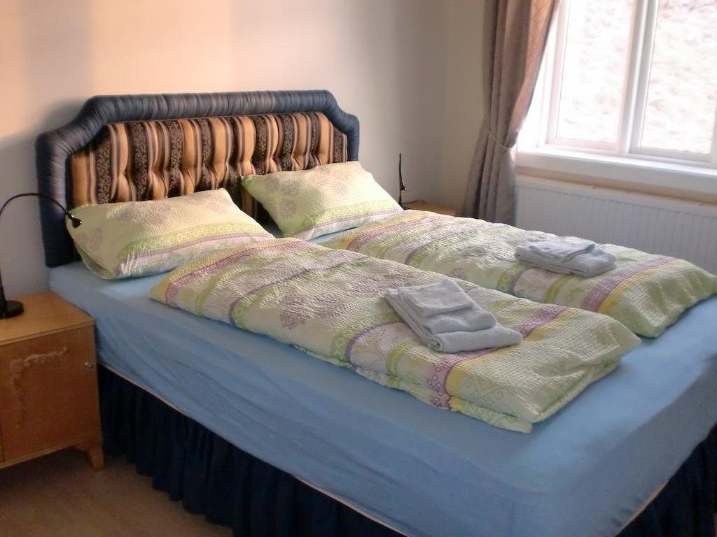 Guesthouse Tilraun Blonduos Habitación foto