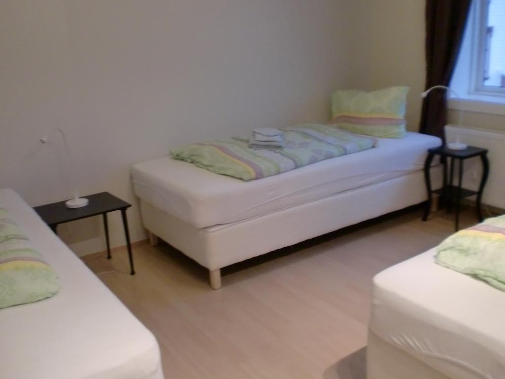 Guesthouse Tilraun Blonduos Habitación foto